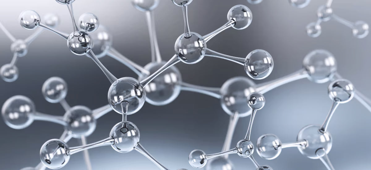 Molecole di collagene che mostrano la struttura proteica responsabile della forza e dell’elasticità di pelle, articolazioni e tessuti.